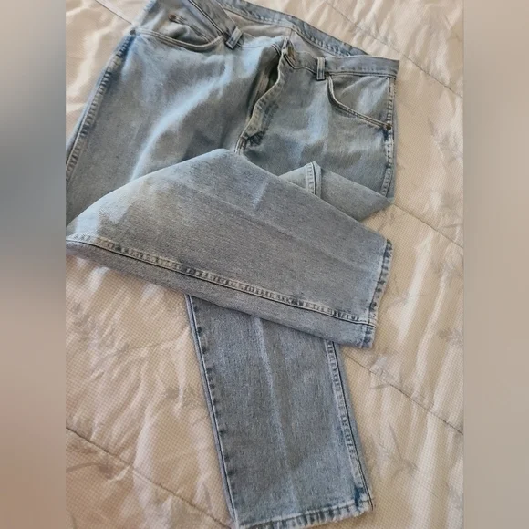 GUC Men's Wrangler jeans Size 38x30 - Picture 7 of 7